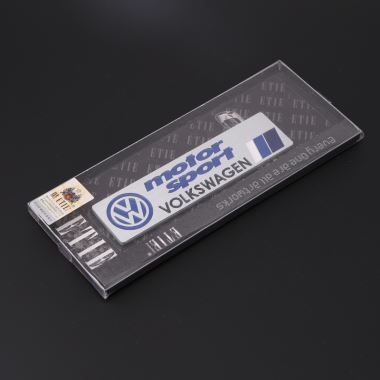 Aluminiowa naklejka na samochód