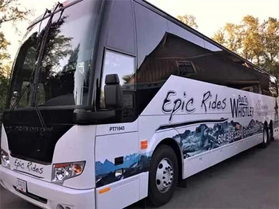 Co to jest oklejenie autobusu?