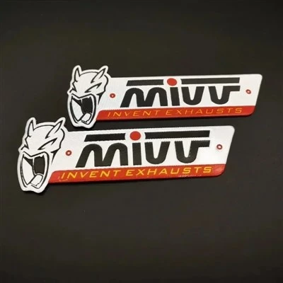 2PCS 3D Aluminium Heat - odporna naklejka motocyklowa