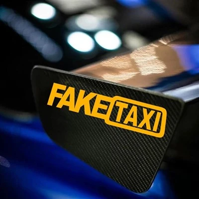 Litery naklejek na szybę samochodu fałszywej taksówki