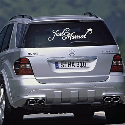 Naklejka Dacal z pięknymi literami na szybę samochodu