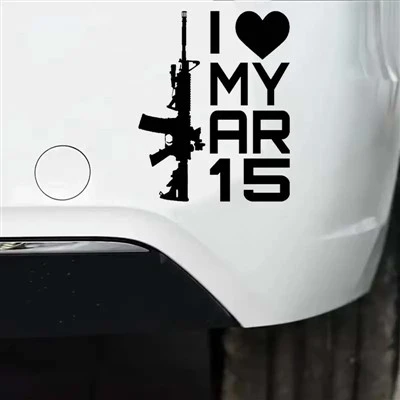 Uwielbiam AR -15 naklejka na samochód